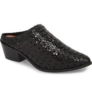 Topshop black woven leather mules 5.5 (fit 6.5)